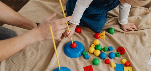 Actividades de motricidad fina para niños de 3 a 5 años: 7 ideas divertidas para aprender jugando